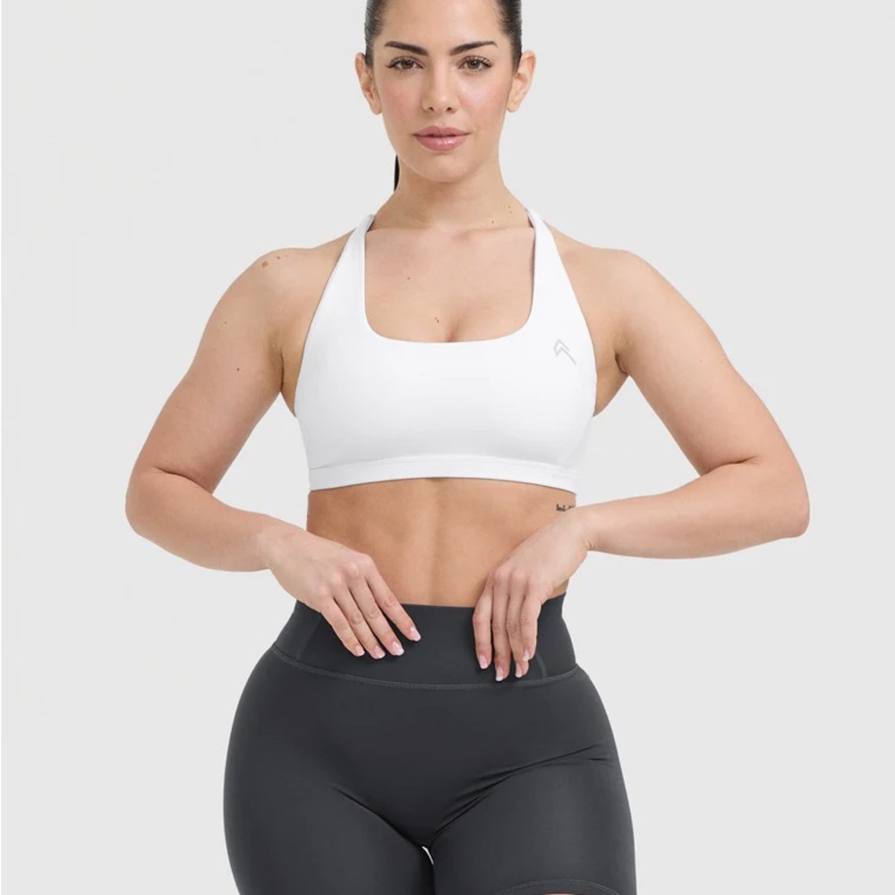 IMPERFECT Oner Active Timeless Square Neck Sports Bra in White (S)